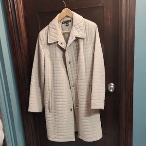 Stylish Cream Quilted Jacket